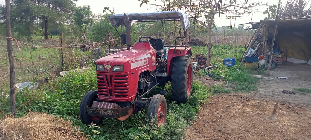 Used Mahindra tractor 595 Turbo